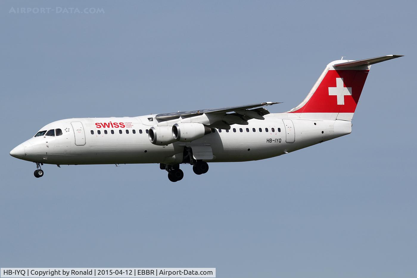 HB-IYQ, 2001 British Aerospace Avro 146-RJ100 C/N E3384, at bru