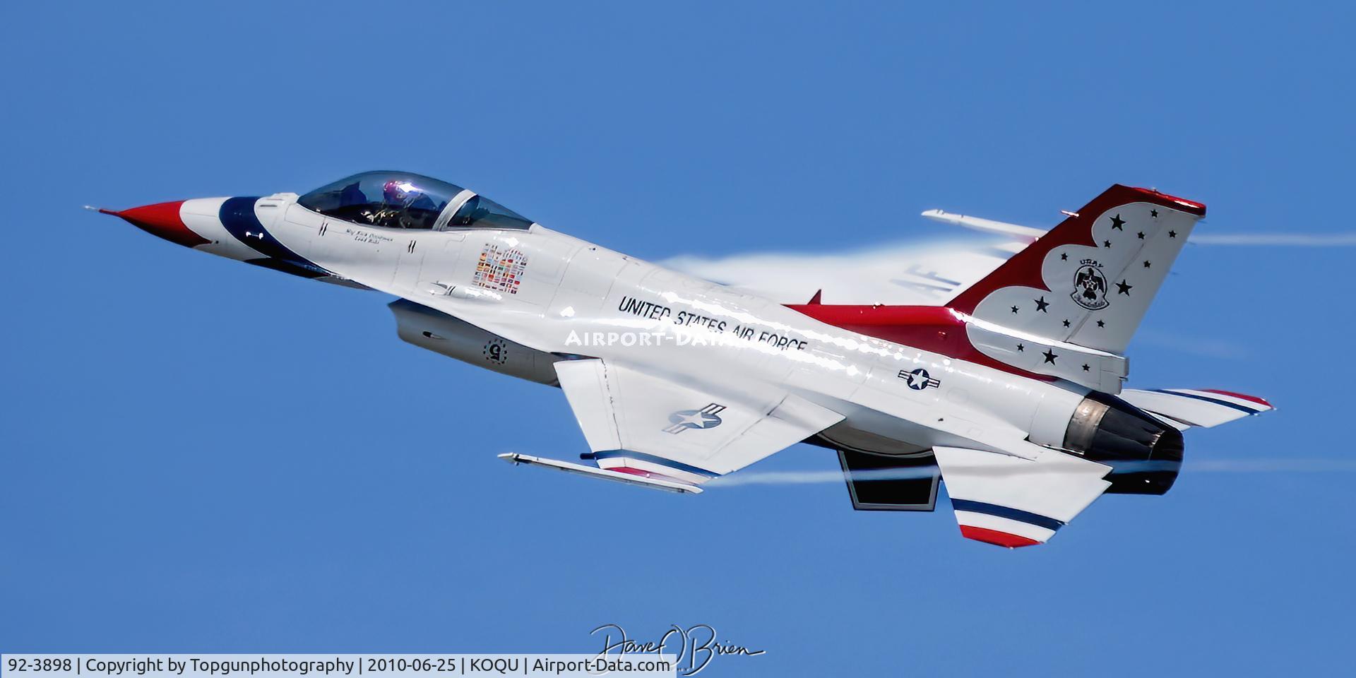 92-3898, General Dynamics F-16CJ Fighting Falcon C/N CC-140, Lead Solo