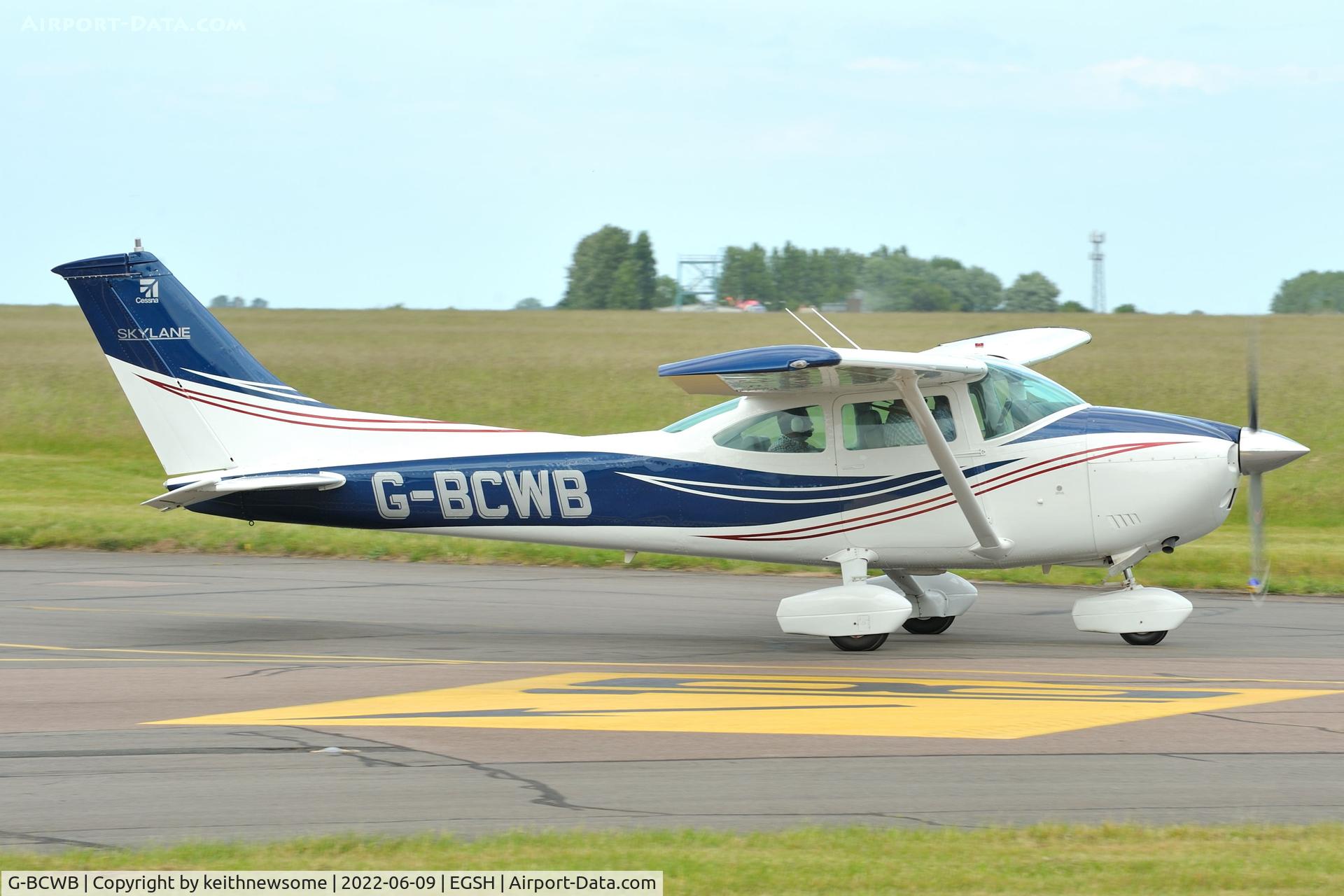G-BCWB, 1975 Cessna 182P Skylane C/N 182-63566, Leaving Norwich.