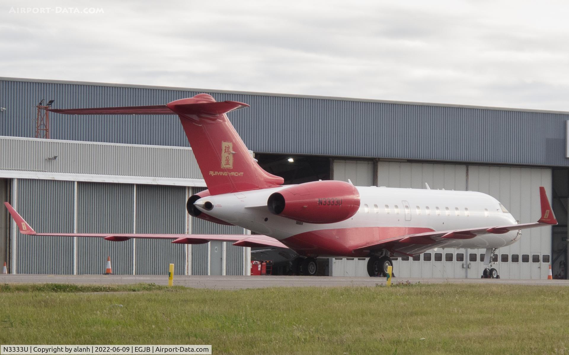 N3333U, 2005 Bombardier BD-700-1A10 Global 5000 C/N 9154, On the east apron, Guernsey