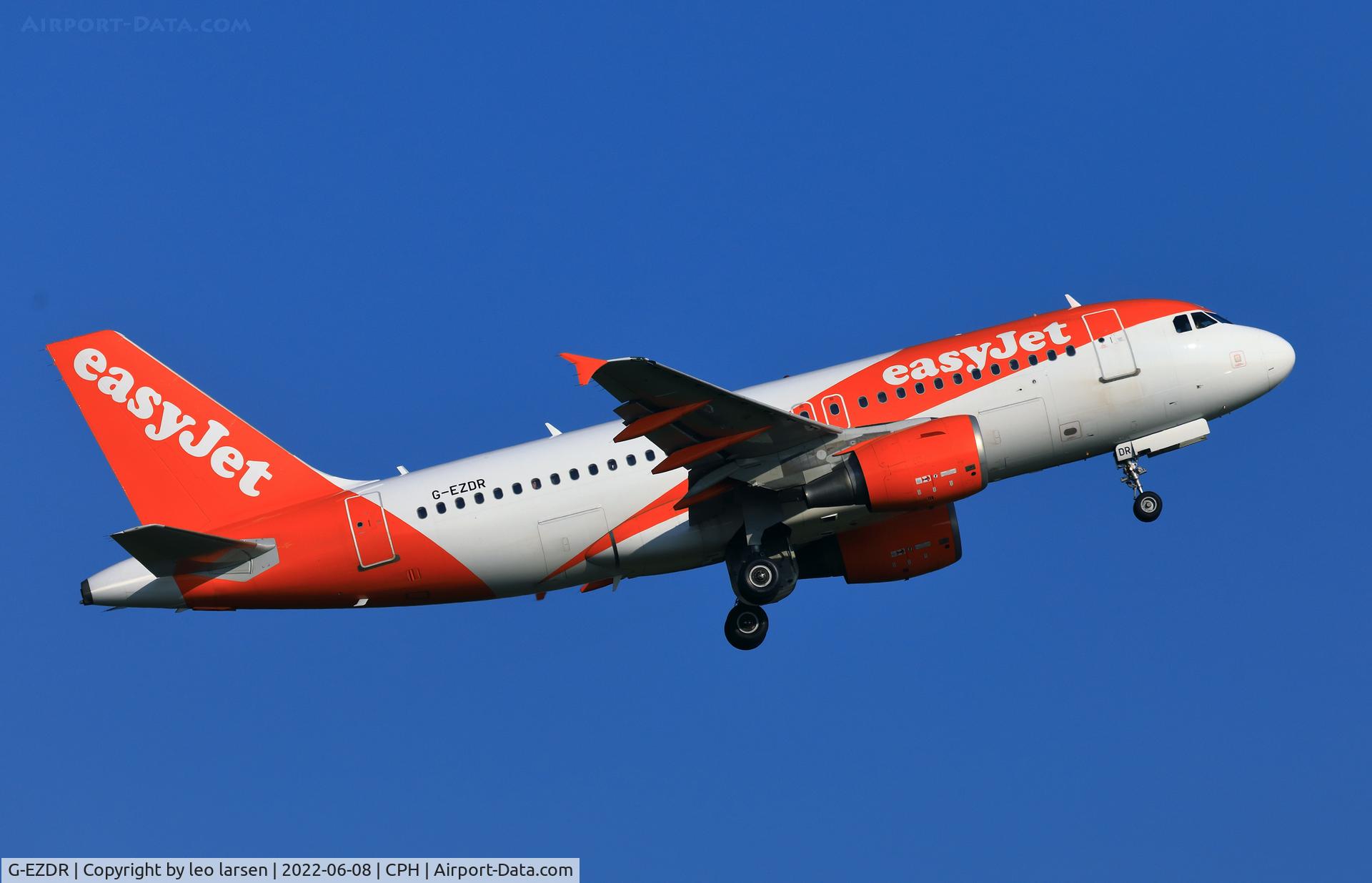 G-EZDR, 2008 Airbus A319-111 C/N 3683, Copenhagen 8.6.2022