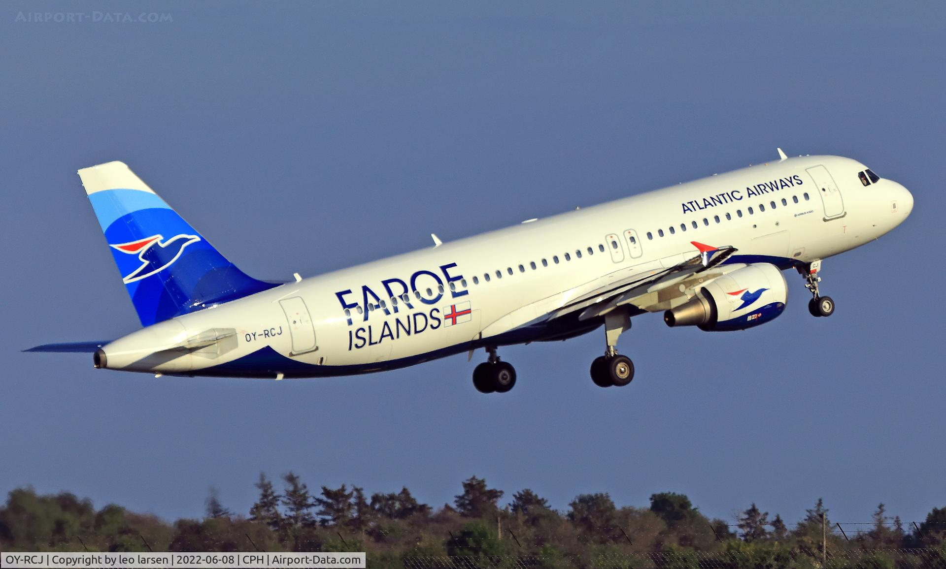 OY-RCJ, 2016 Airbus A320-214 C/N 7465, Copenhagen 8.6.2022