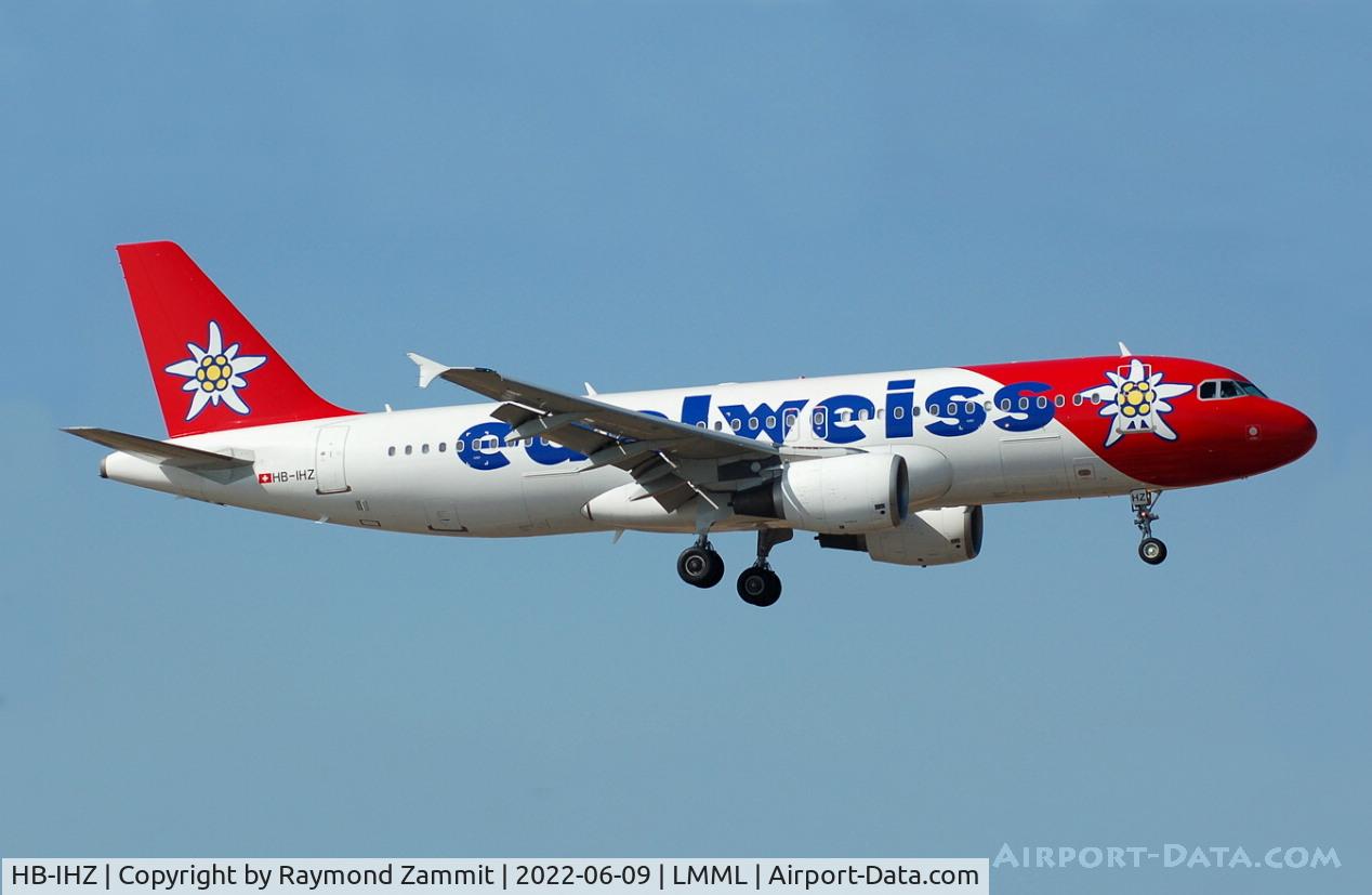 HB-IHZ, 1999 Airbus A320-214 C/N 1026, A320 HB-IHZ Edelweiss Air