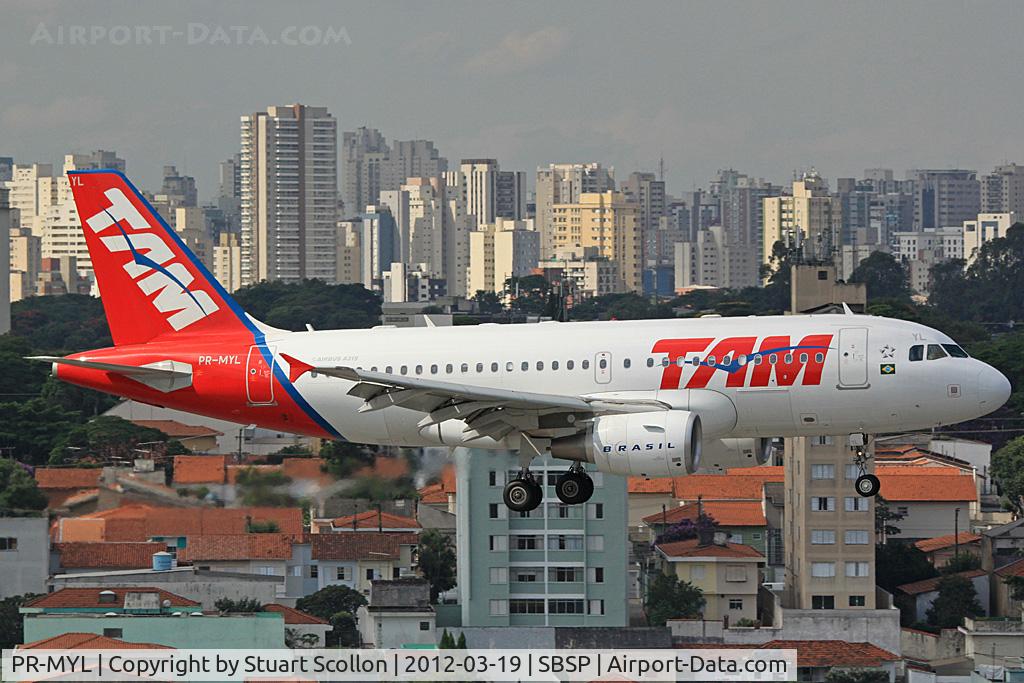 PR-MYL, 2011 Airbus A319-112 C/N 4734, TAM CGH