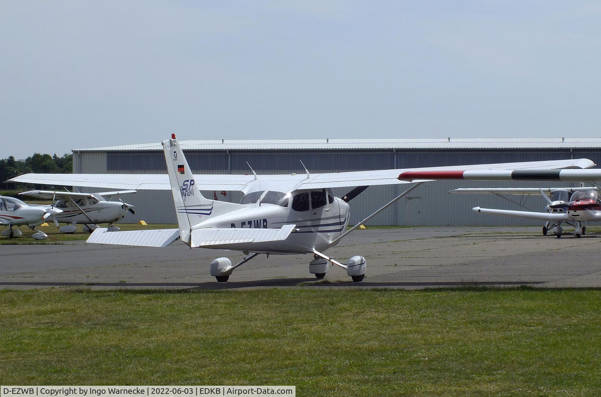 D-EZWB, 2003 Cessna 172S Skyhawk SP C/N 172S9529, Cessna 172S Skyhawk SP at Bonn-Hangelar airfield '2205-06