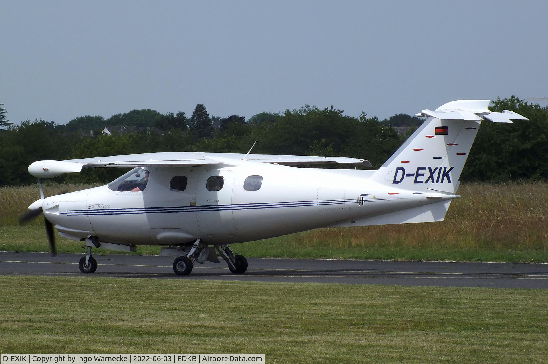 D-EXIK, 2000 Extra EA-400 C/N 13, Extra EA-400 at Bonn-Hangelar airfield '2205-06