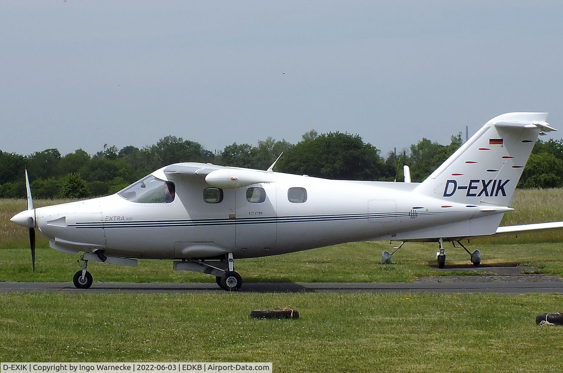 D-EXIK, 2000 Extra EA-400 C/N 13, Extra EA-400 at Bonn-Hangelar airfield '2205-06