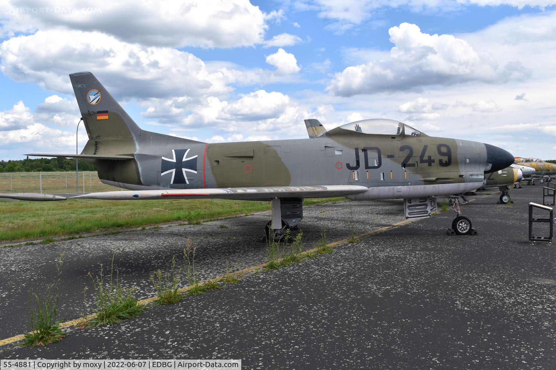 55-4881, 1955 North American F-86K Sabre C/N 232-121, North American F-86K Sabre at the Bundeswehr Museum of Military History – Berlin-Gatow Airfield. Marks JD-249 are spurious and were never taken up.