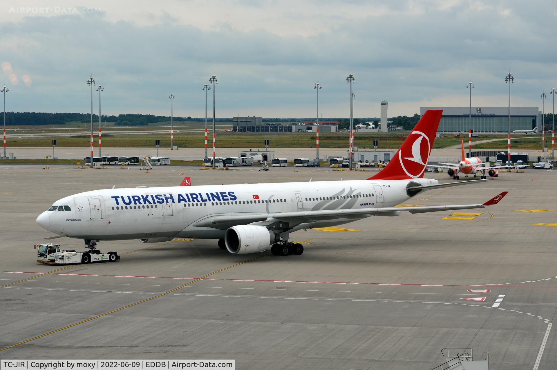 TC-JIR, 2008 Airbus A330-223 C/N 0949, Airbus A330-223 departing for Istanbul from Berlin Brandenburg.