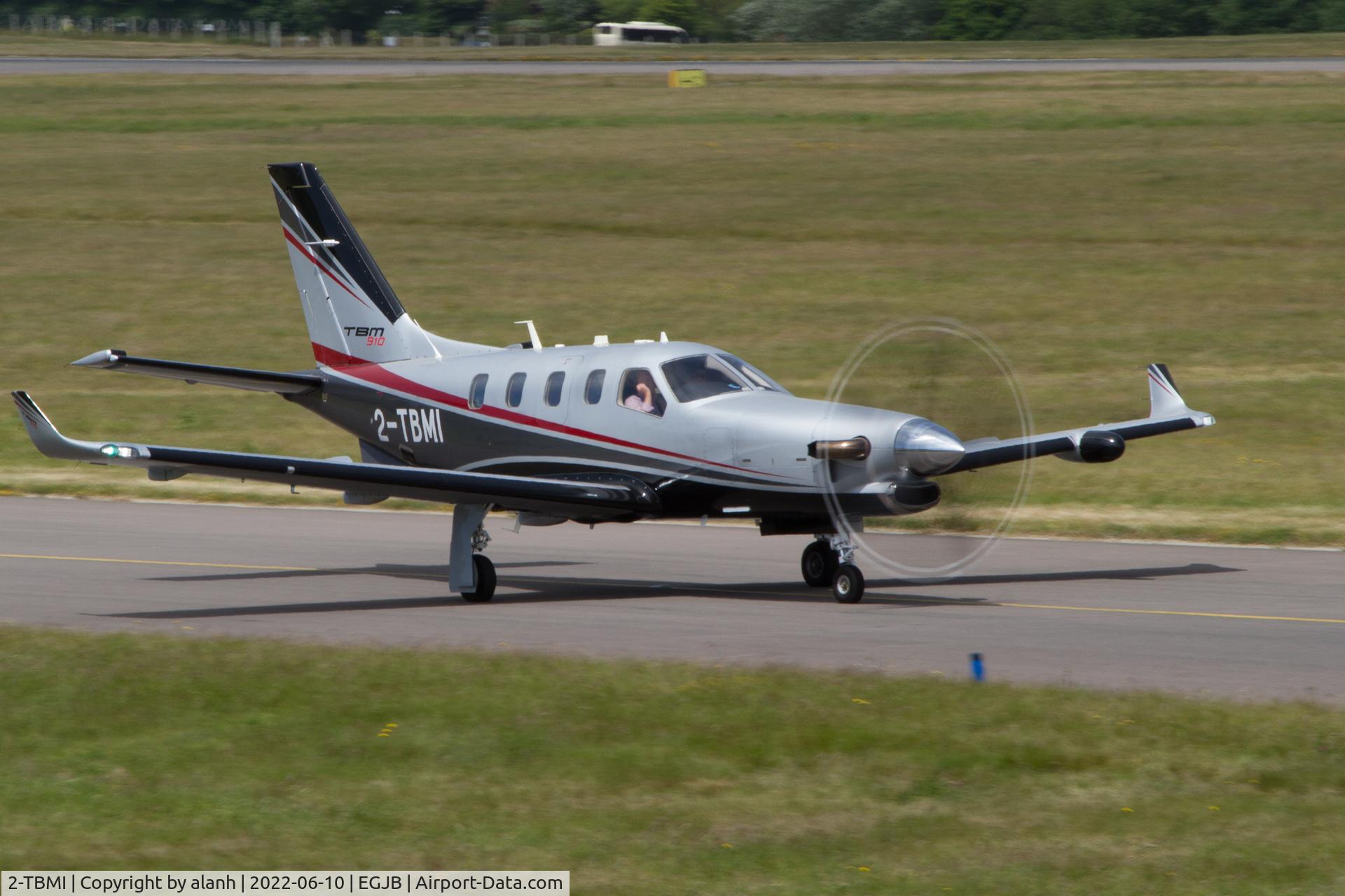 2-TBMI, 2017 Socata TBM-910 C/N 1182, Taxiing in Guernsey