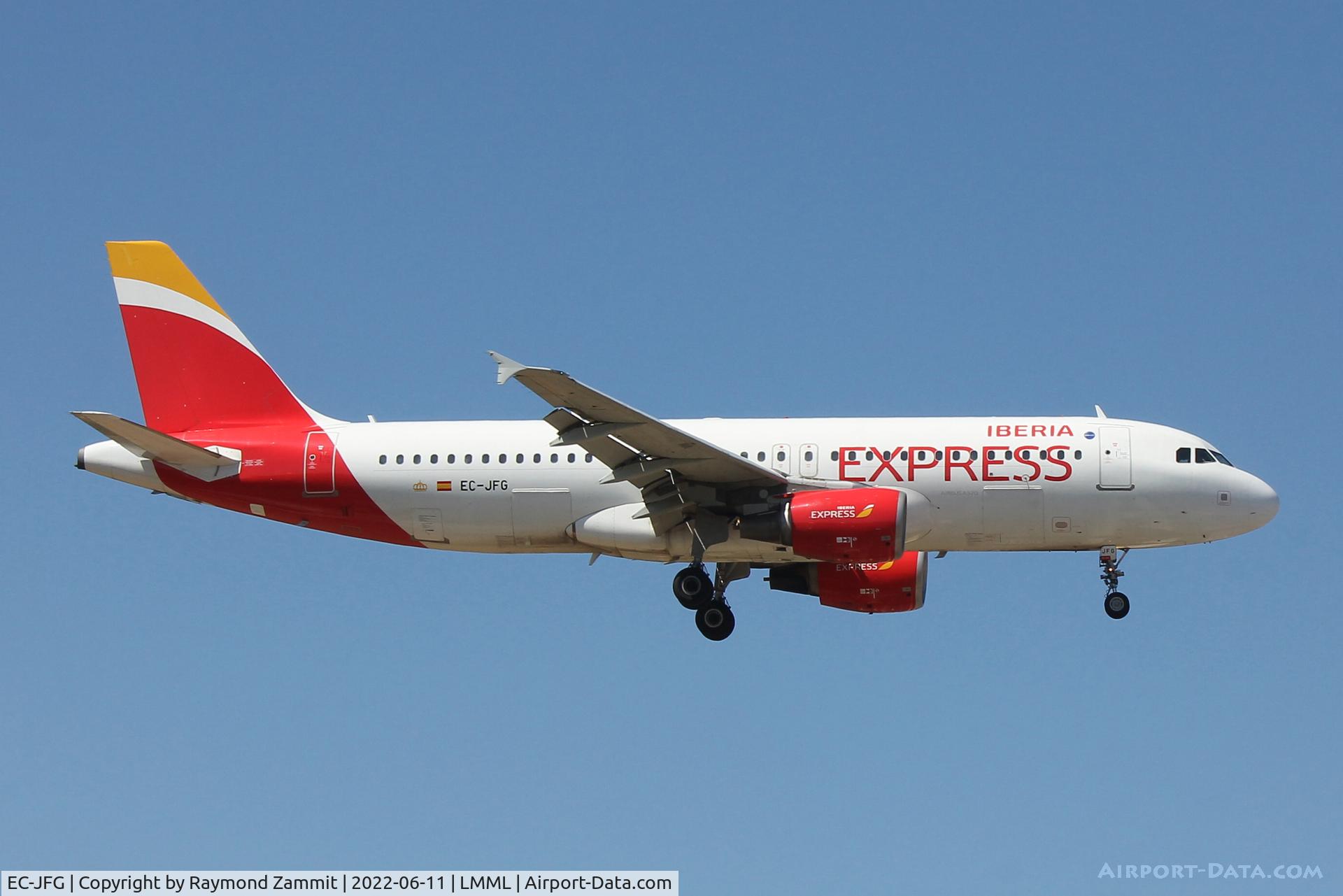 EC-JFG, 2004 Airbus A320-214 C/N 2143, A320 EC-JFG Iberia Express