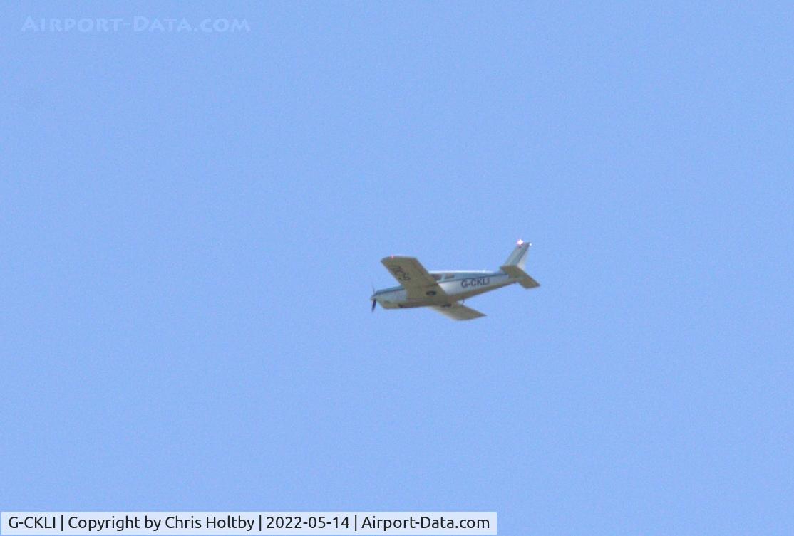 G-CKLI, 1968 Piper PA-28R-180 Cherokee Arrow C/N 28R-31079, Over Potters Bar, Herts