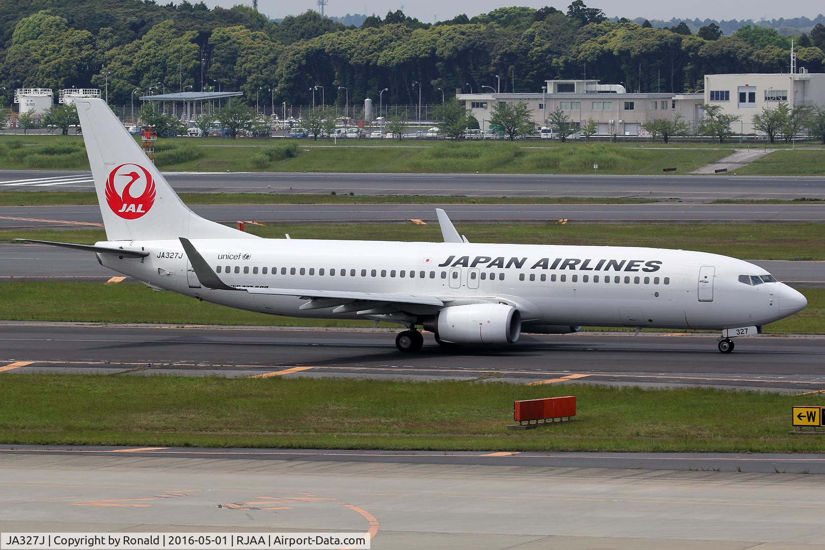 JA327J, 2010 Boeing 737-846 C/N 35356, at nrt