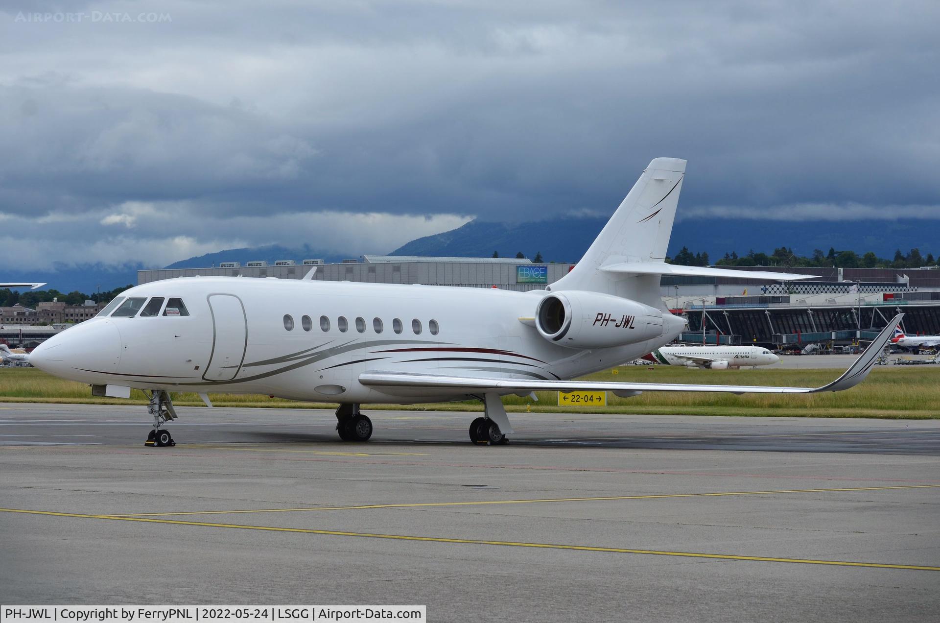 PH-JWL, 2011 Dassault Falcon 2000EX C/N 276, Cartier's Jewel DA2000EX