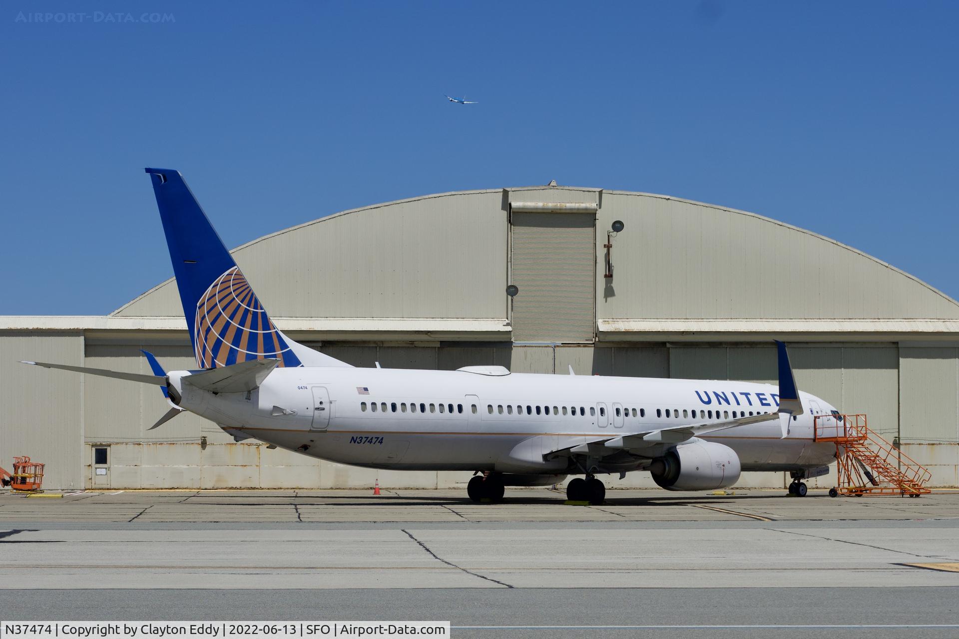 N37474, 2013 Boeing 737-924/ER C/N 31648, SFO 2022.