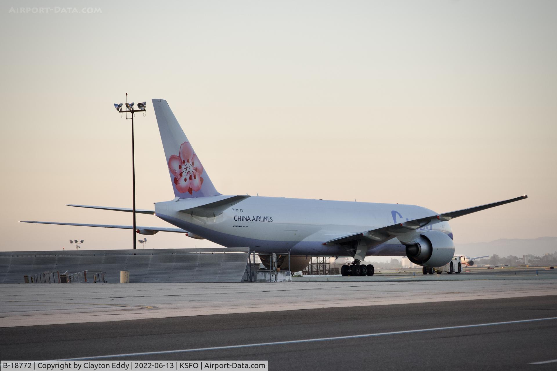B-18772, 2020 Boeing 777-F C/N 66891, SFO 2022.