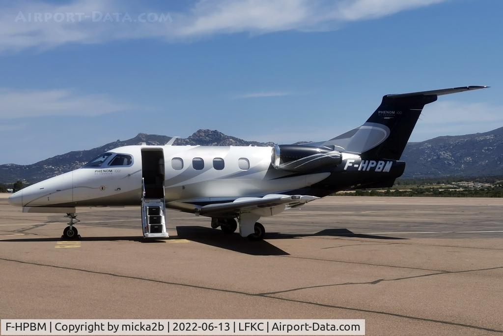 F-HPBM, 2013 Embraer EMB-500 Phenom 100 C/N 50000317, Parked