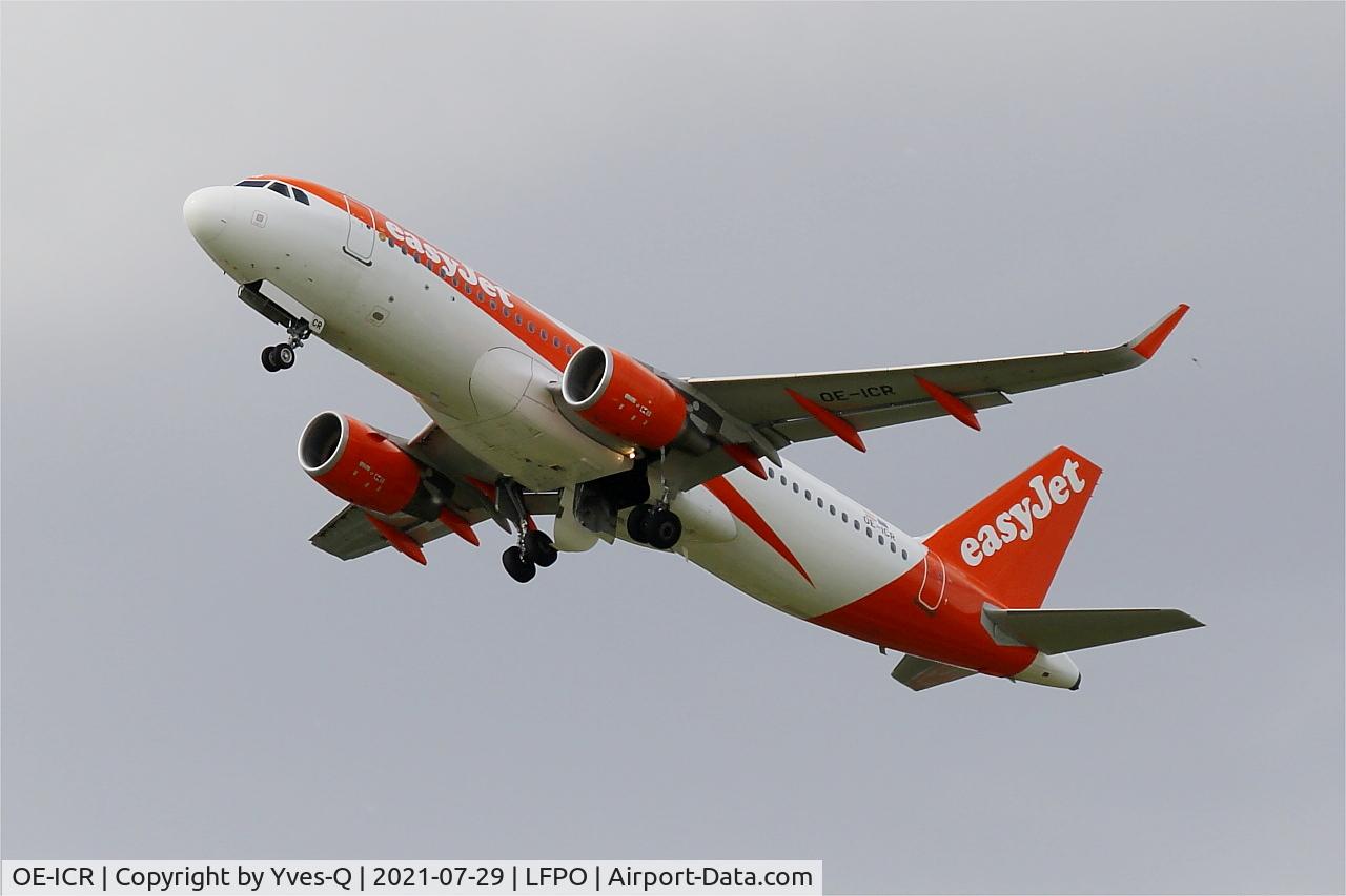 OE-ICR, 2015 Airbus A320-214 C/N 6885, Airbus A320-214, Take off rwy 24, Paris-Orly airport (LFPO-ORY)