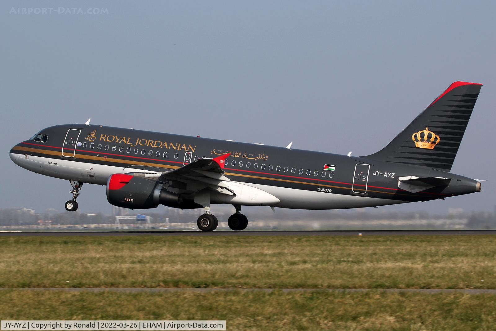 JY-AYZ, 2005 Airbus A319-111 C/N 2497, at spl
