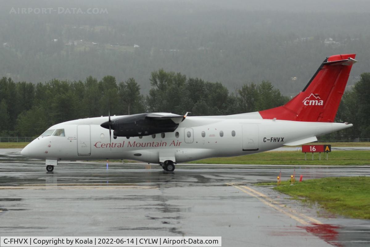C-FHVX, 1998 Dornier 328-100 C/N 3094, Grey engine cowling, less red on the tail.
