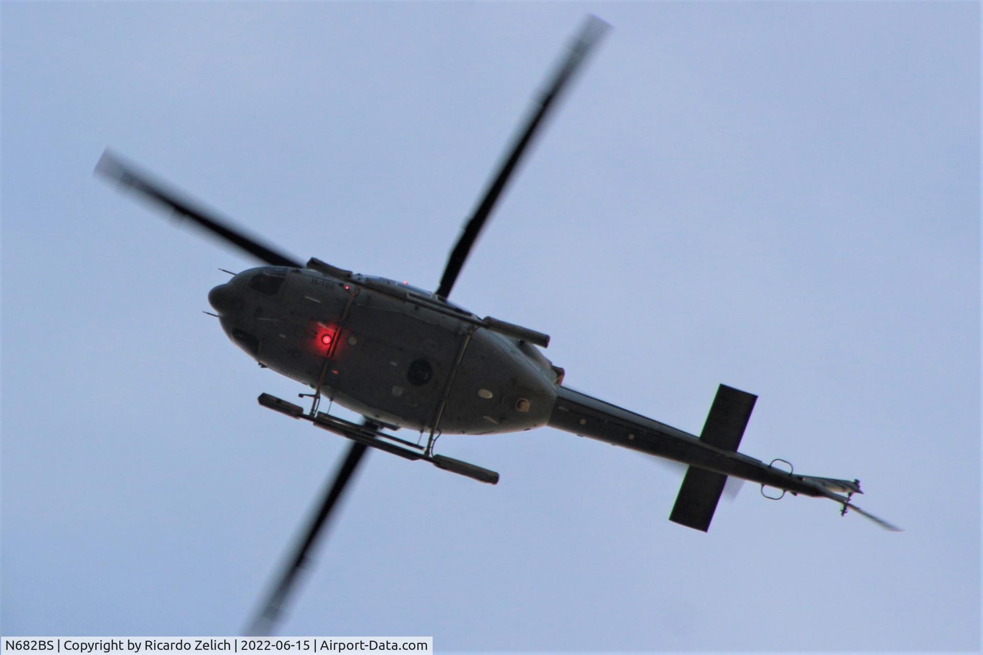 N682BS, 2014 Bell 412EP C/N 36686, Argentine Air Force H-106 flying over Campana, Buenos Aires province, Argentine.