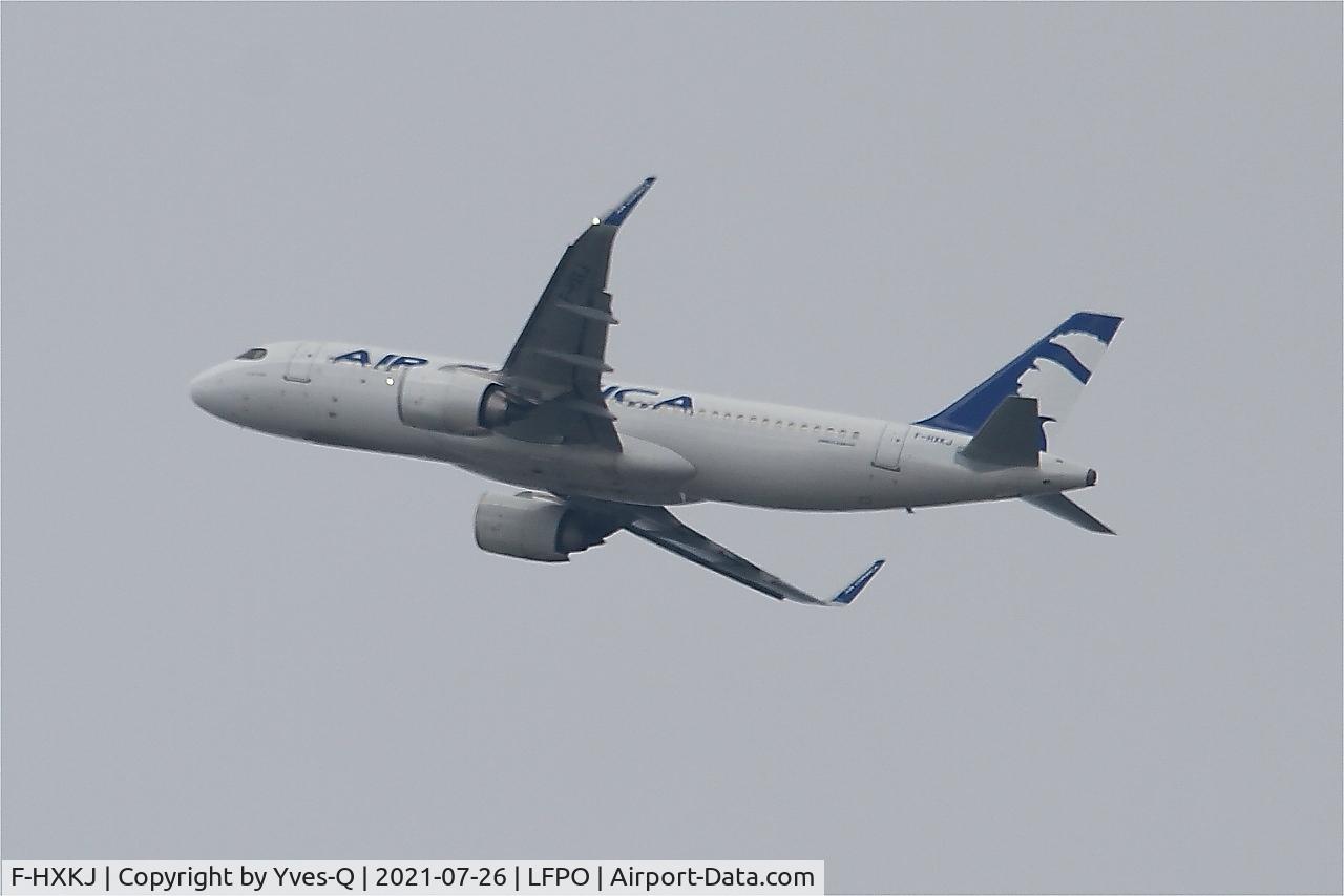 F-HXKJ, 2019 Airbus A320-252N C/N 9392, Airbus A320-252N, Climbing from rwy 24, Paris Orly airport (LFPO-ORY)