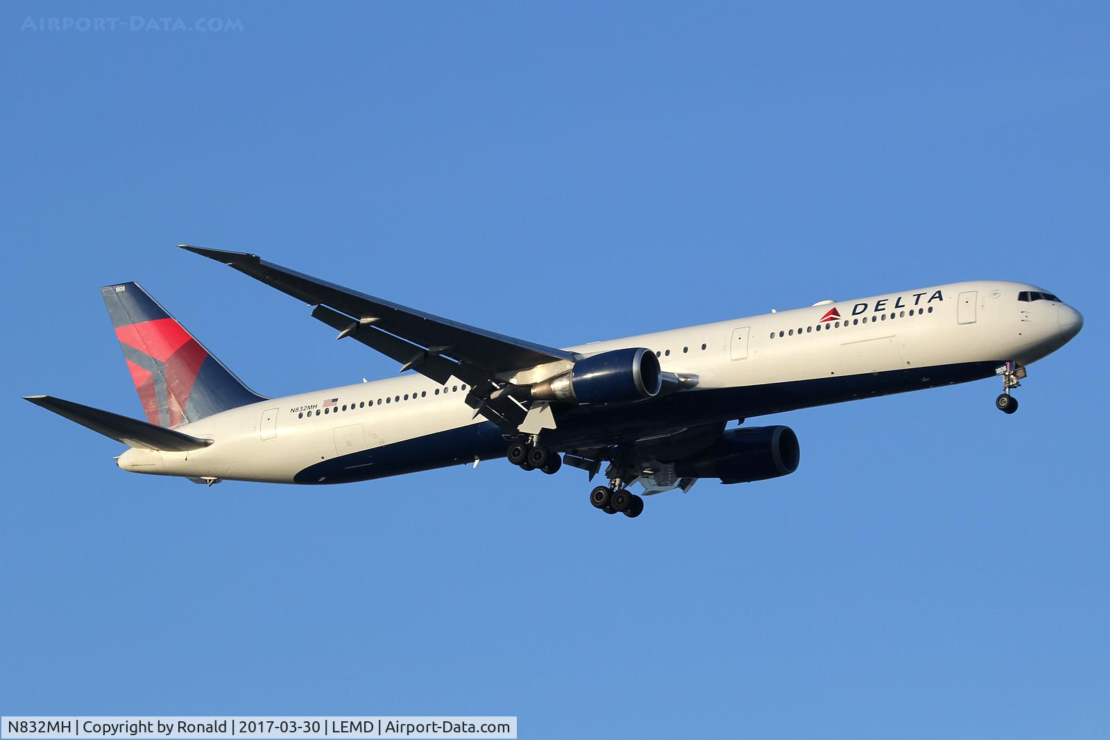 N832MH, 2000 Boeing 767-432/ER C/N 29704, at mad