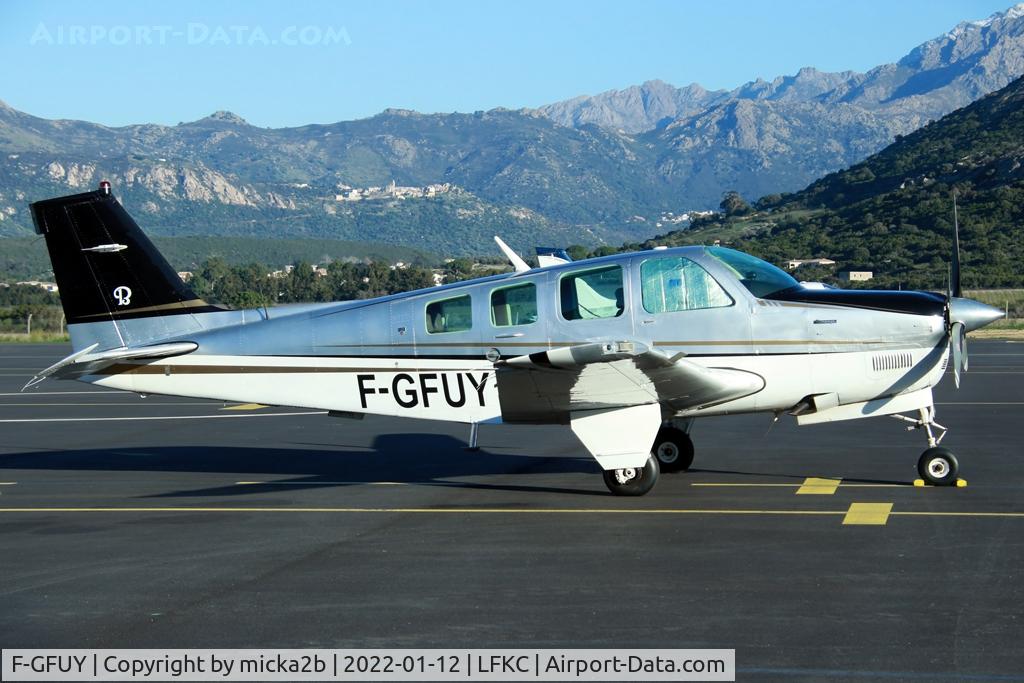 F-GFUY, Beech A36 Bonanza 36 C/N E-2640, Parked