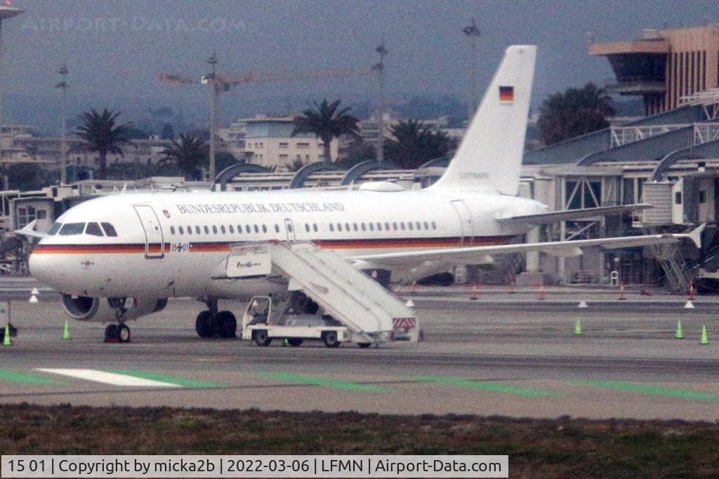 15 01, 2009 Airbus ACJ319 (A319-133/CJ) C/N 3897, Parked