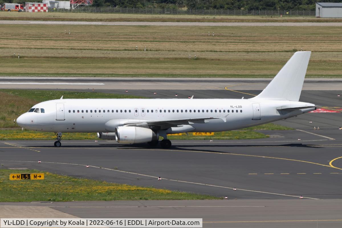 YL-LDD, 2007 Airbus A320-232 C/N 3264, No longer flying for Easyjet, but TuiFly. Boring white.