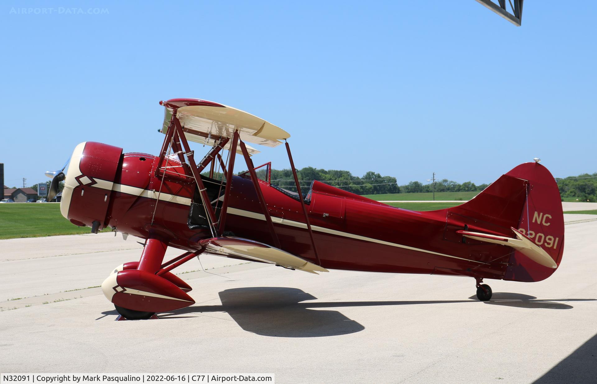 N32091, 1947 Waco UPF-7 C/N 5723, Waco UPF-7