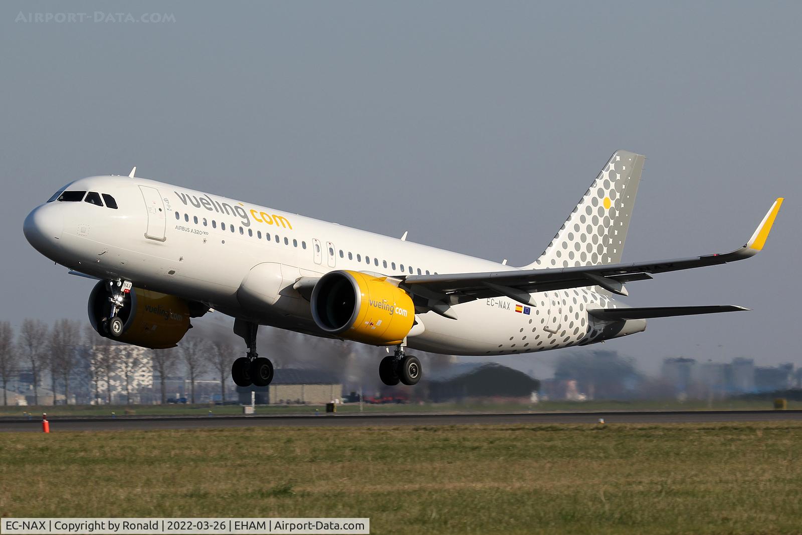 EC-NAX, 2018 Airbus A320-271N C/N 8584, at spl