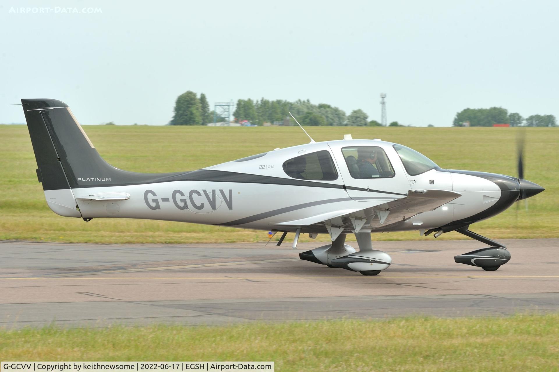 G-GCVV, 2015 Cirrus SR22 C/N 4244, Leaving Norwich.