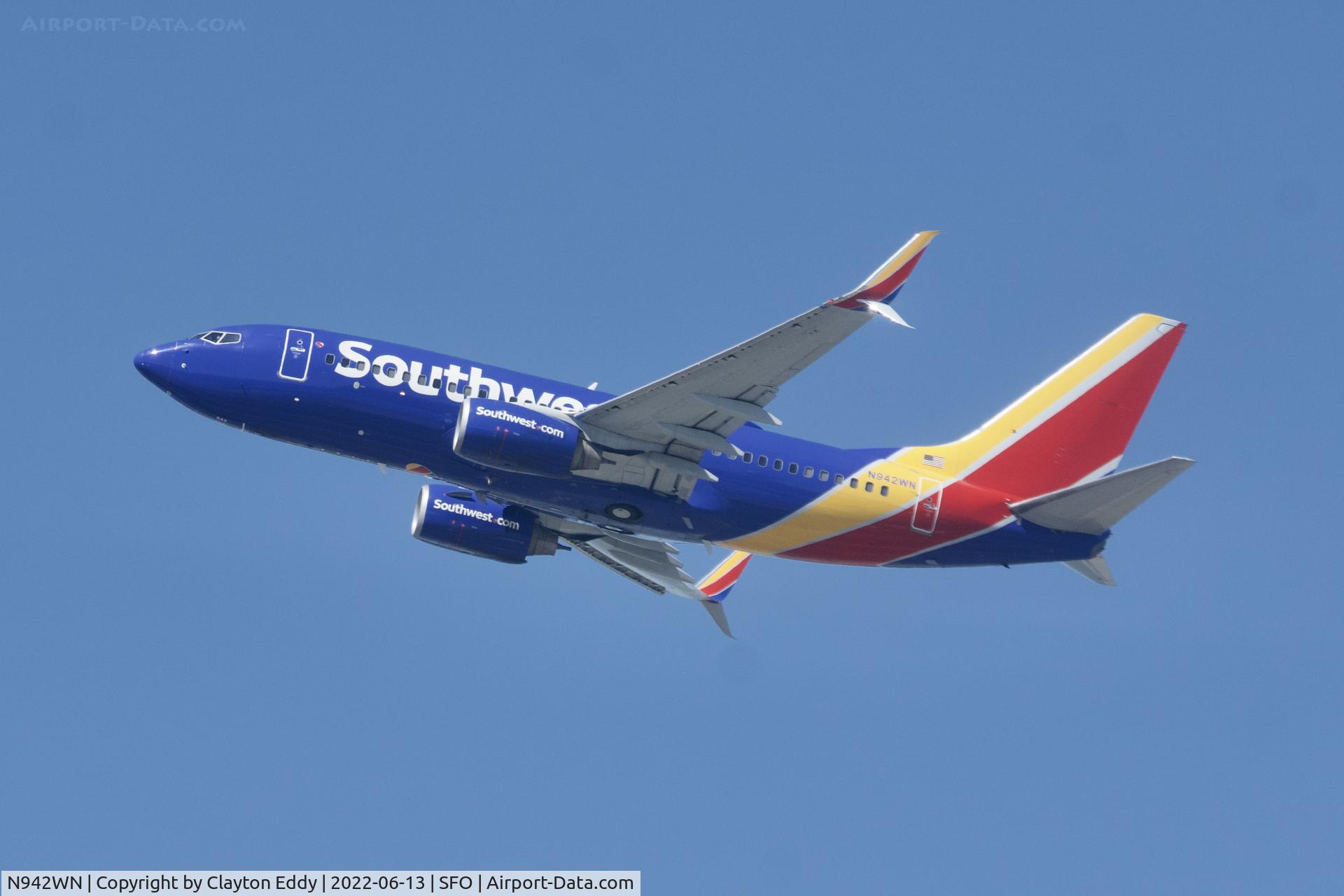 N942WN, 2009 Boeing 737-7H4 C/N 36648, Sky Terrace SFO 2022.