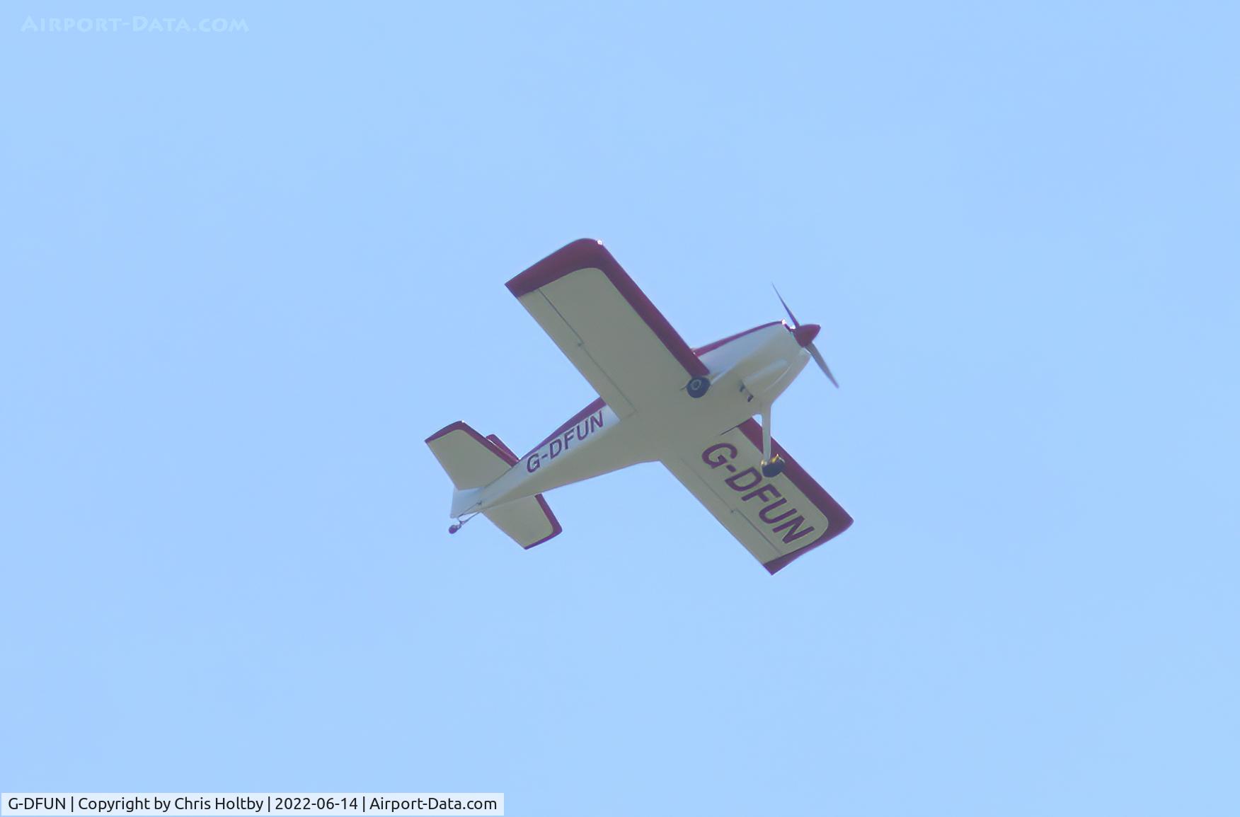 G-DFUN, 2006 Vans RV-6 C/N PFA 181A-13191, Over Potters Bar, Herts