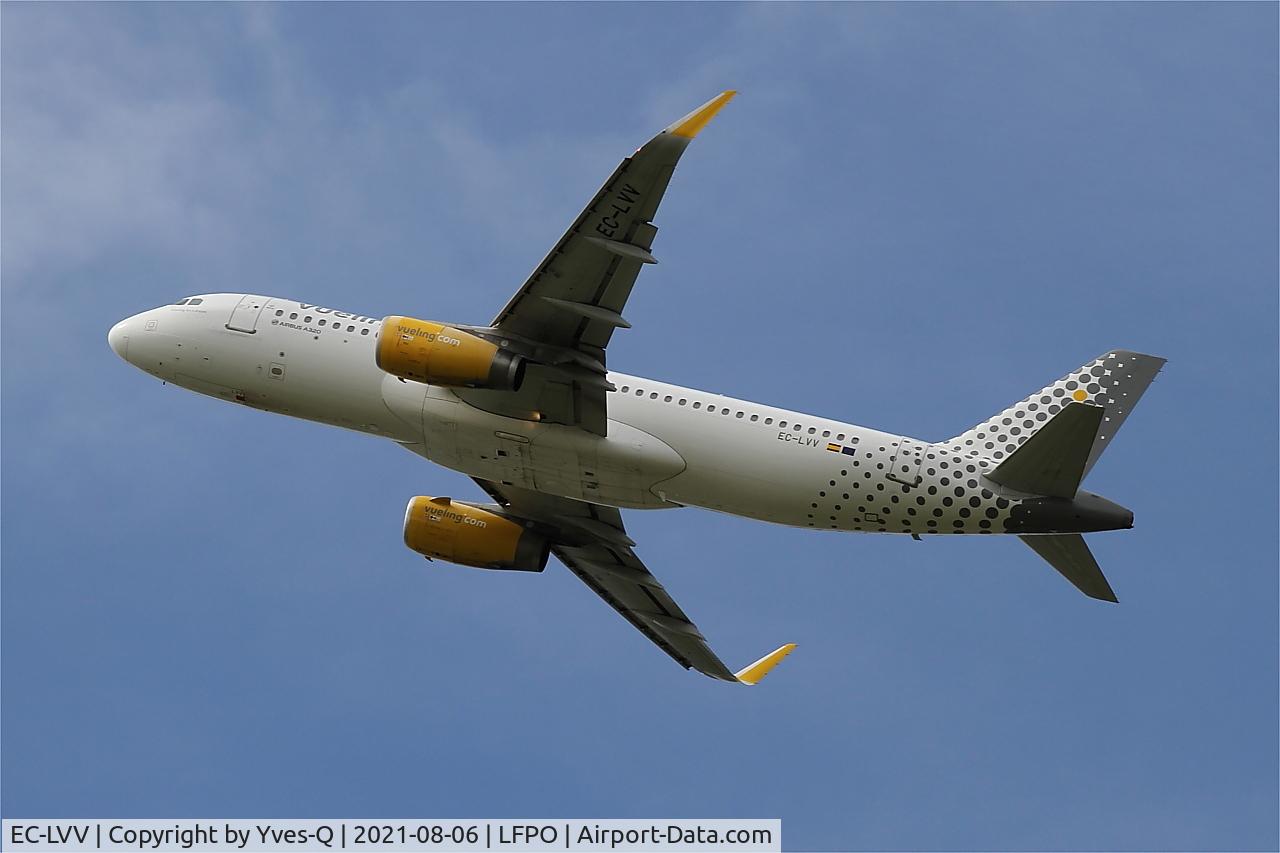 EC-LVV, 2013 Airbus A320-232 C/N 5620, Airbus A320-232, Climbing from rwy 24,Paris Orly airport (LFPO-ORY)