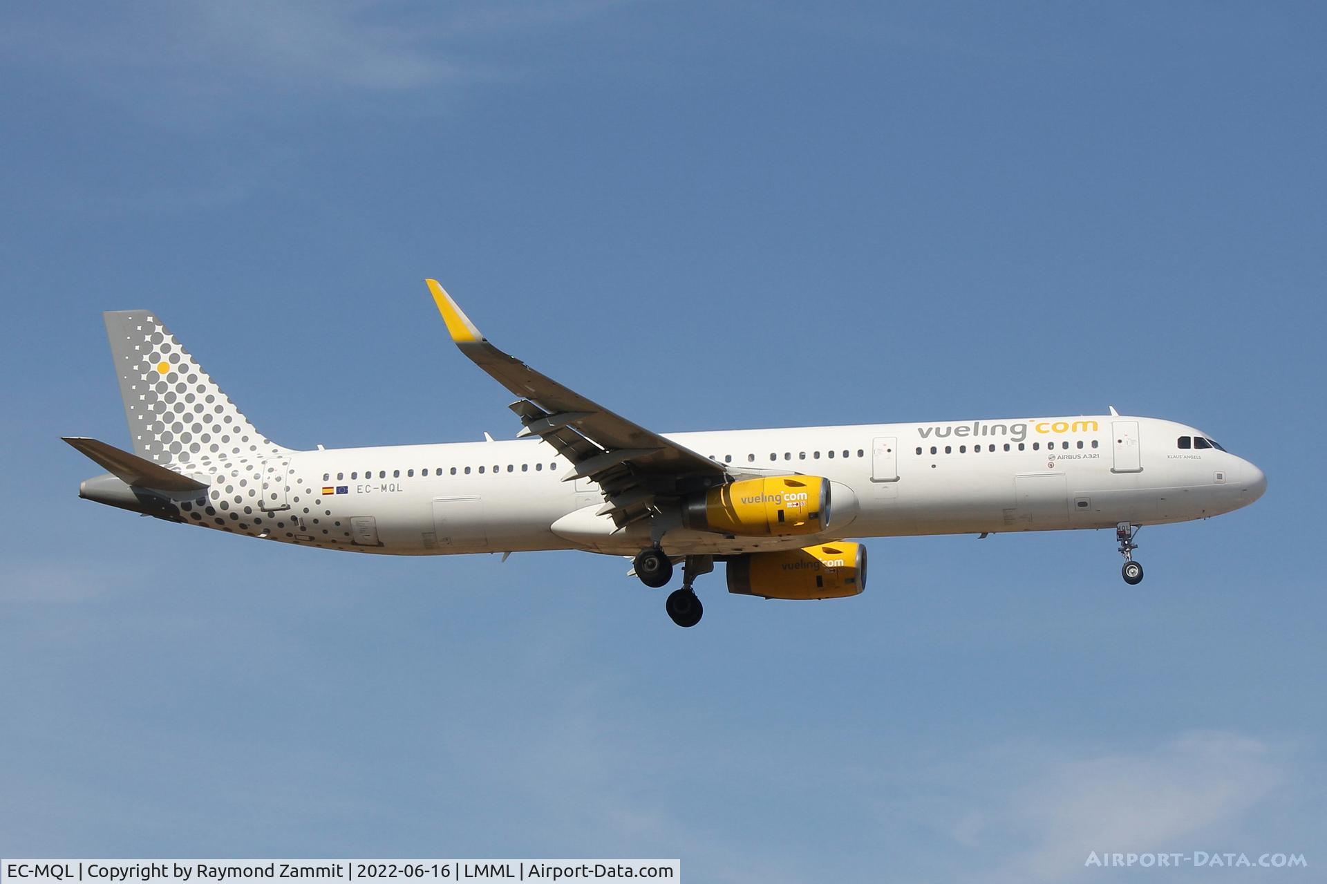 EC-MQL, 2017 Airbus A321-231 C/N 7621, A321 EC-MQL Vueling