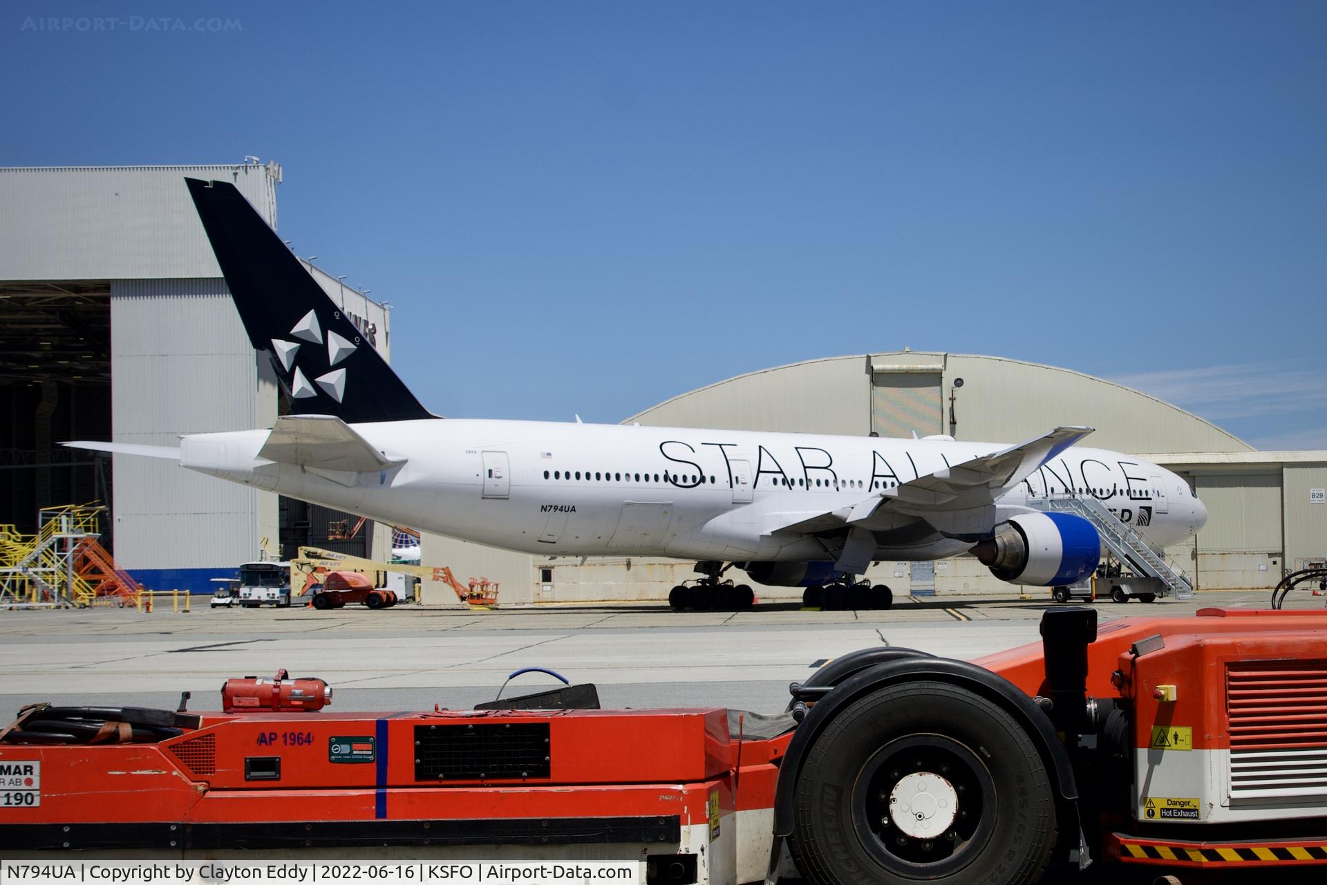 N794UA, 1997 Boeing 777-222 C/N 26953, Sky Terrace SFO 2022.
