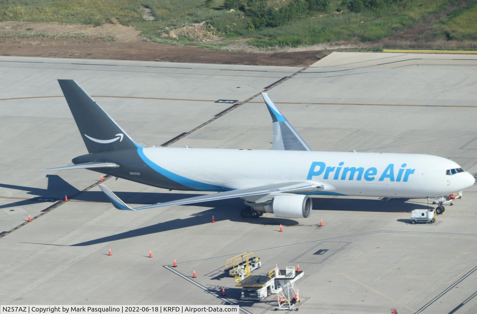 N257AZ, 1999 Boeing 767-323/ER(BDSF) C/N 29605, Boeing 767-323/ER(BDSF)