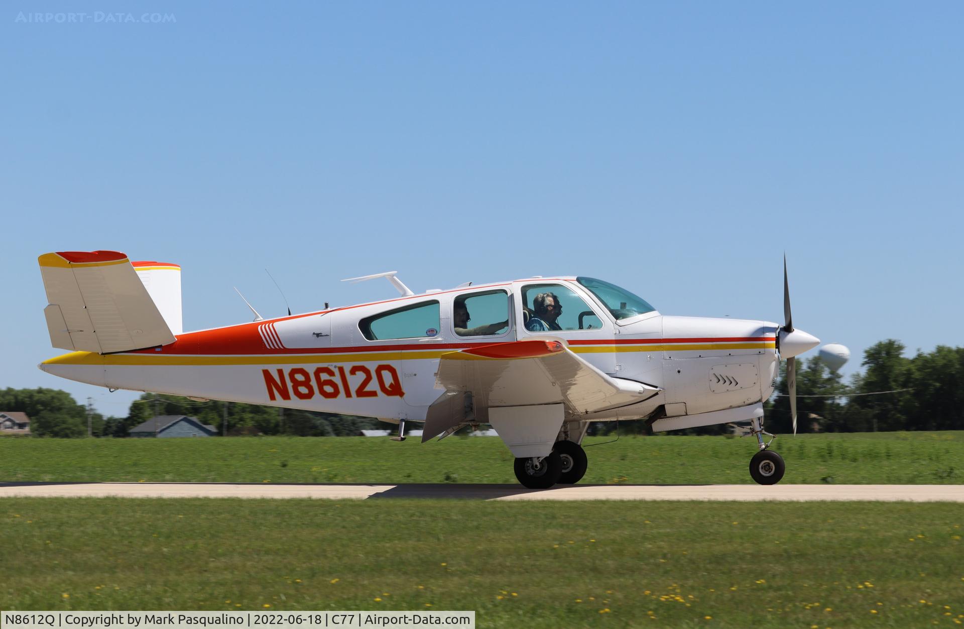 N8612Q, 1964 Beech S35 Bonanza C/N D-7638, Beech S35
