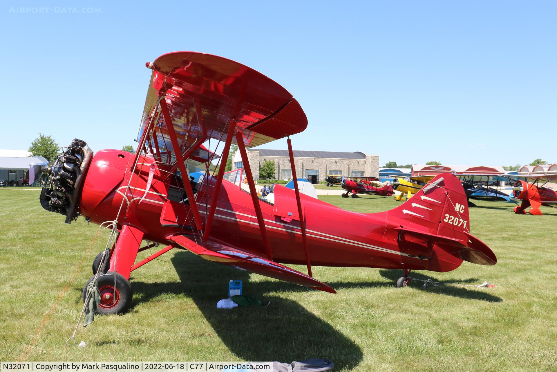 N32071, 1941 Waco UPF-7 C/N 5703, Waco UPF-7