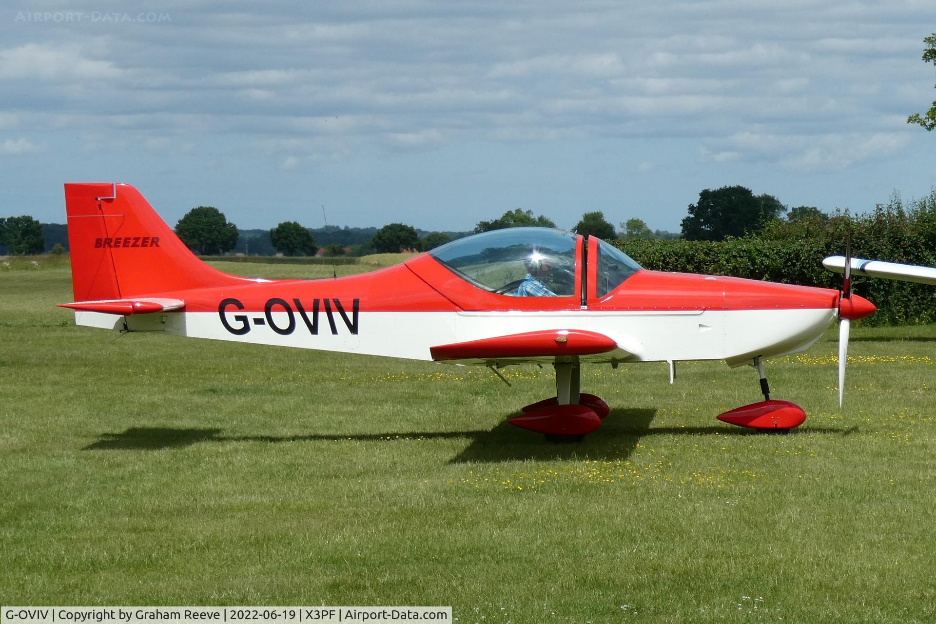 G-OVIV, 2011 Breezer B600 C/N 016LSA, Just landed at Priory Farm.