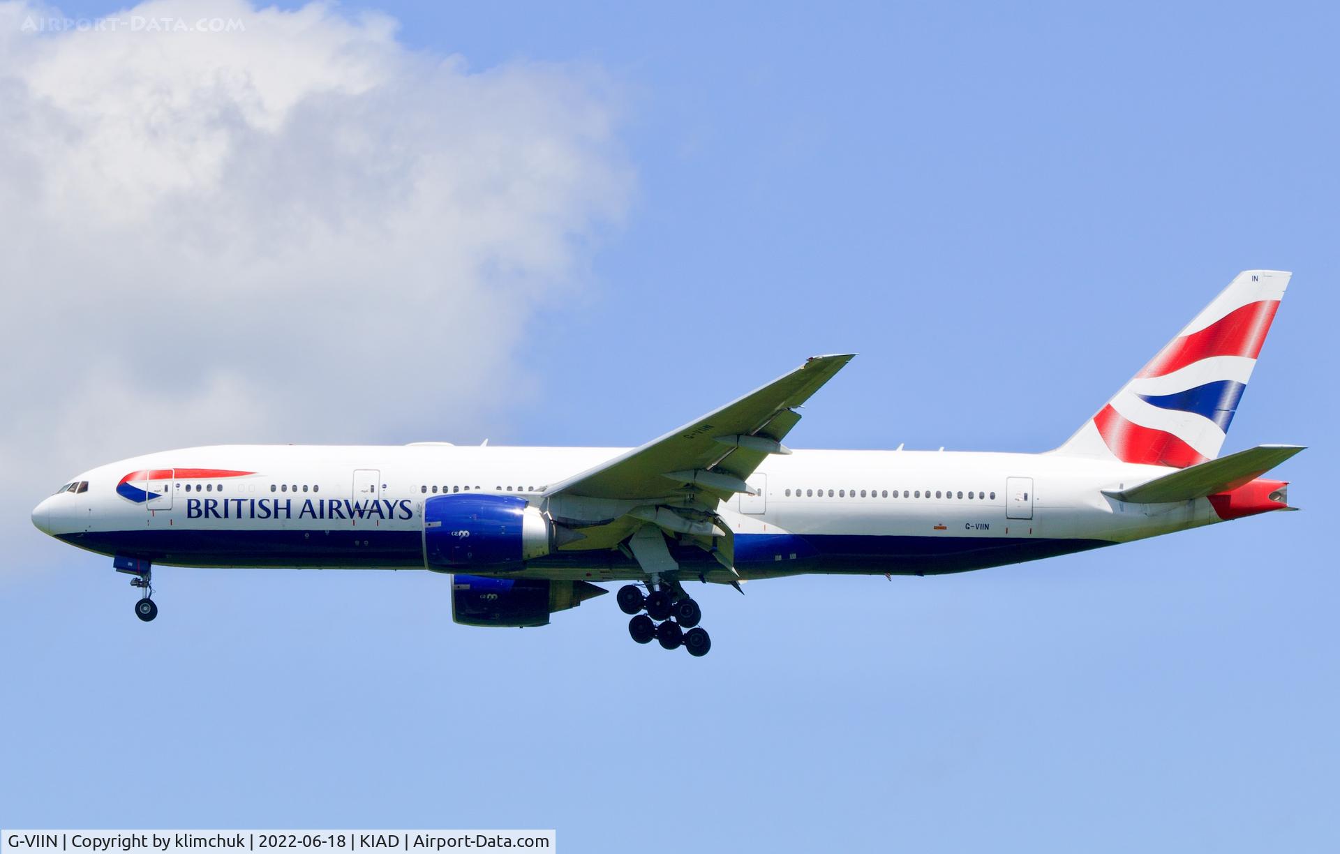 G-VIIN, 1998 Boeing 777-236 C/N 29319, Final approach