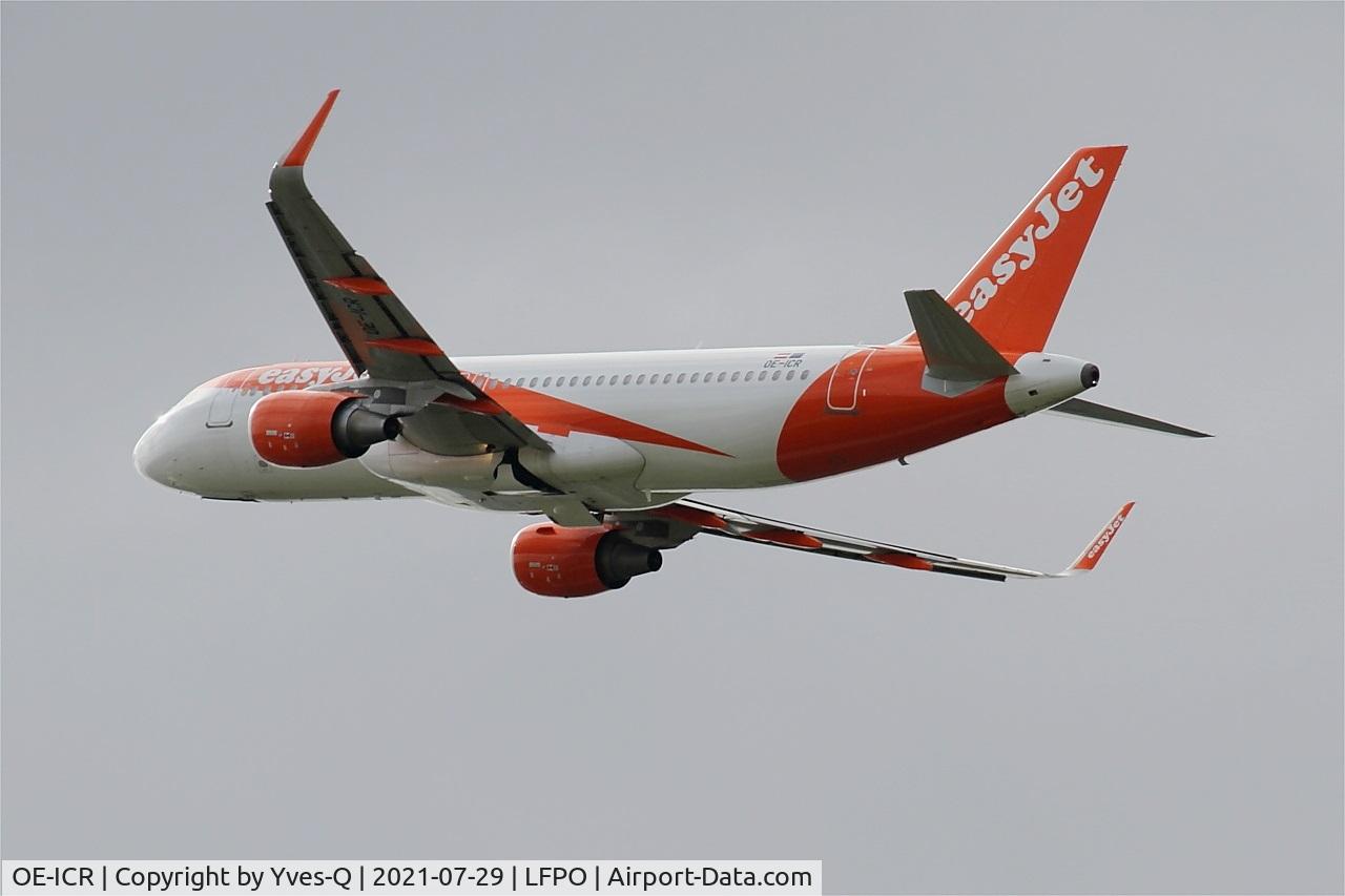 OE-ICR, 2015 Airbus A320-214 C/N 6885, Airbus A320-214, Climbing from rwy 24, Paris-Orly airport (LFPO-ORY)