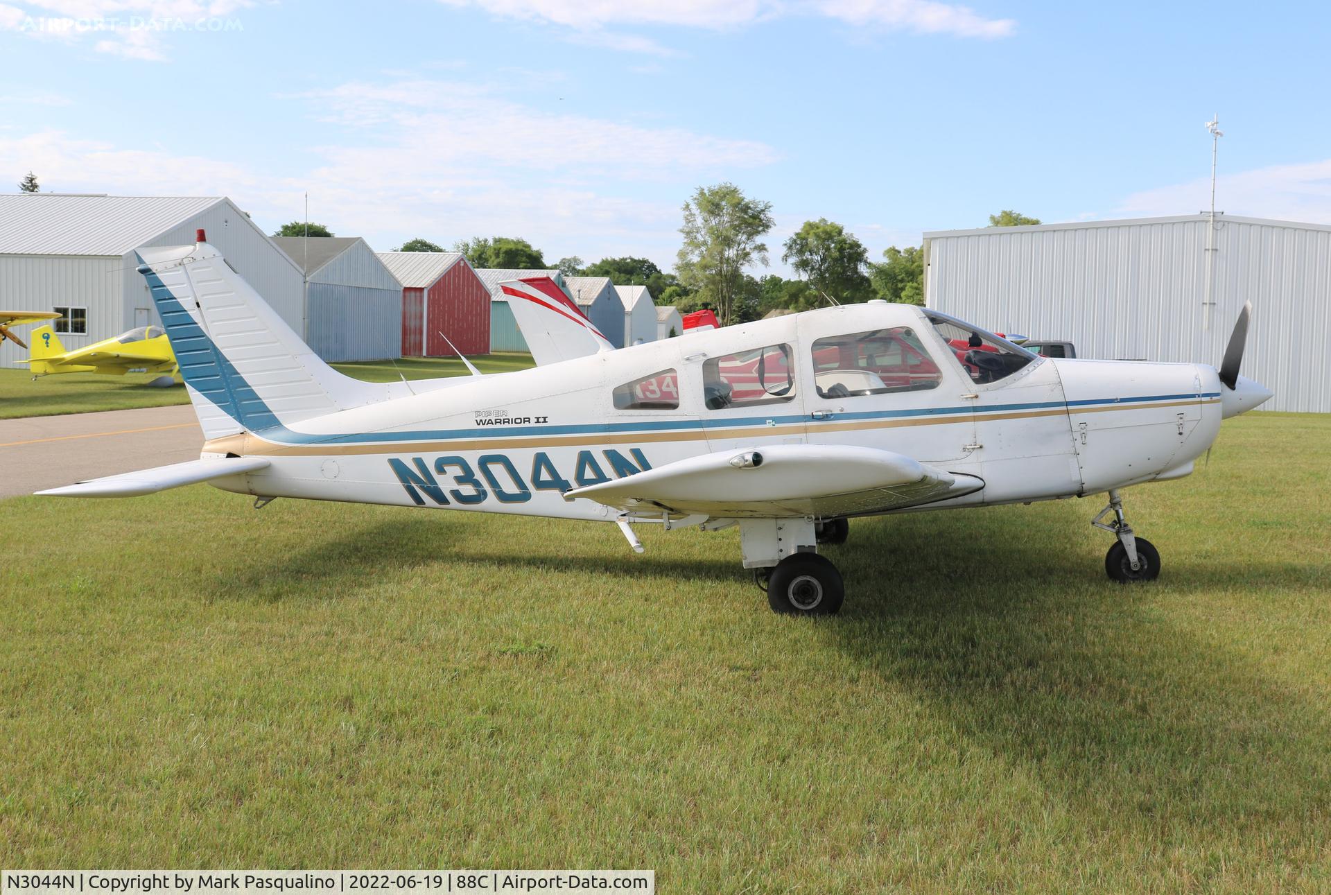 N3044N, 1979 Piper PA-28-161 C/N 28-7916270, Piper PA-28-161