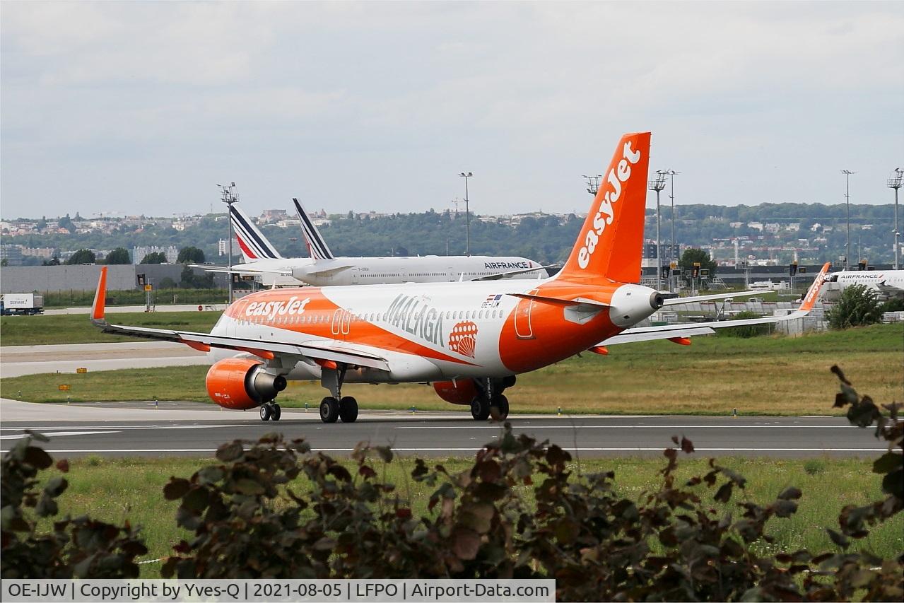 OE-IJW, 2017 Airbus A320-214 C/N 7580, Airbus A320-214,Taxiing, Paris Orly airport (LFPO-ORY)