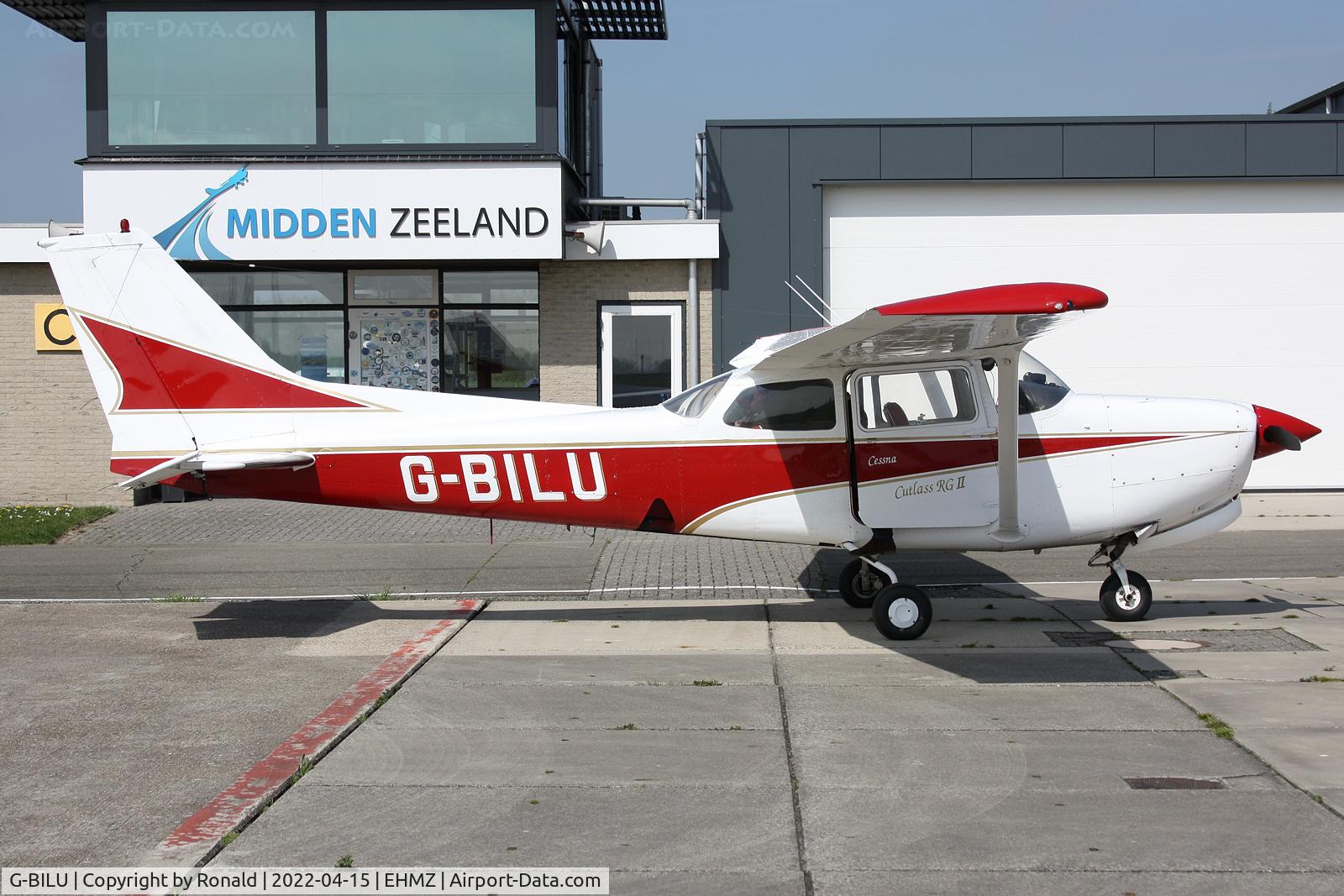 G-BILU, 1980 Cessna 172RG Cutlass RG C/N 172RG-0564, at ehmz