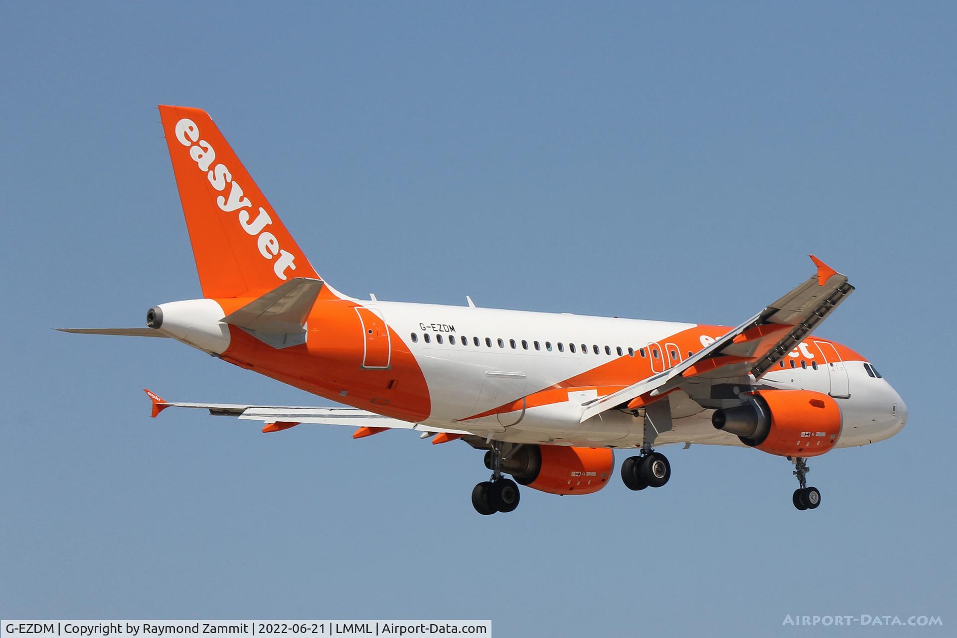 G-EZDM, 2008 Airbus A319-111 C/N 3571, A319 G-EZDM Easyjet