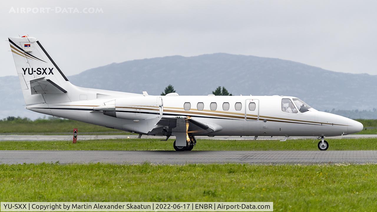 YU-SXX, 2004 Cessna 550 Citation Bravo C/N 550-1092, Taxying on yankee for departura rwy. 17.