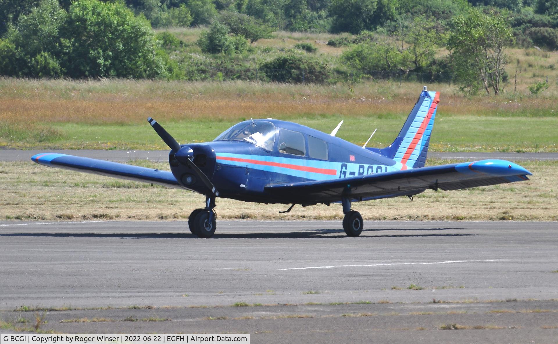 G-BCGI, 1974 Piper PA-28-140 Cherokee Cruiser C/N 28-7425283, Visiting Cherokee Cruiser.